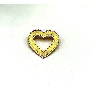 Vintage Gold Heart Shaped Brooch Textured Elegant Accessory